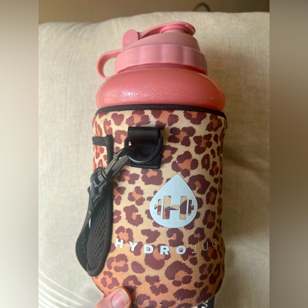 Pink hydrojug with cheetah print sleeve